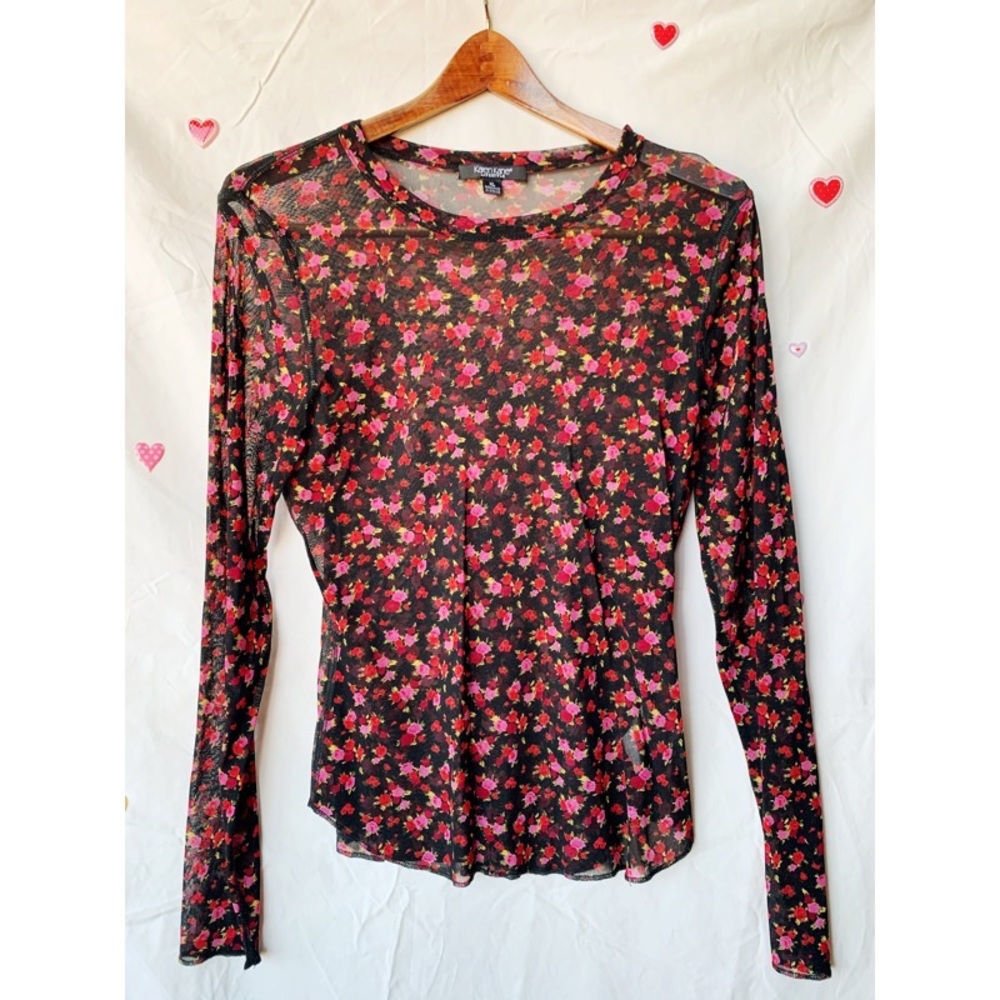 FINAL LISTING HOURS: Sheer Mesh Floral Top